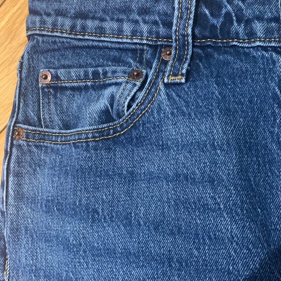 Levi’s new condition ribcage boot cut - Picture 5 of 5